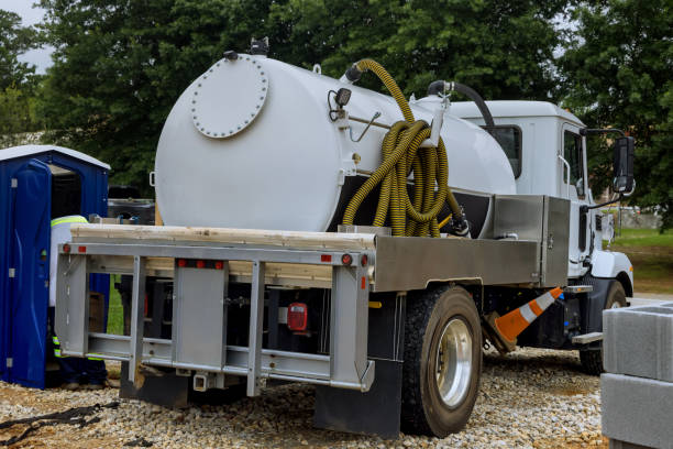 Best Affordable portable toilet rental  in Lawrence, KS